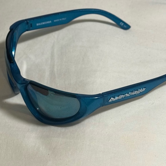 BALENCIAGA BB0202S Blue XL - Picture 4 of 6